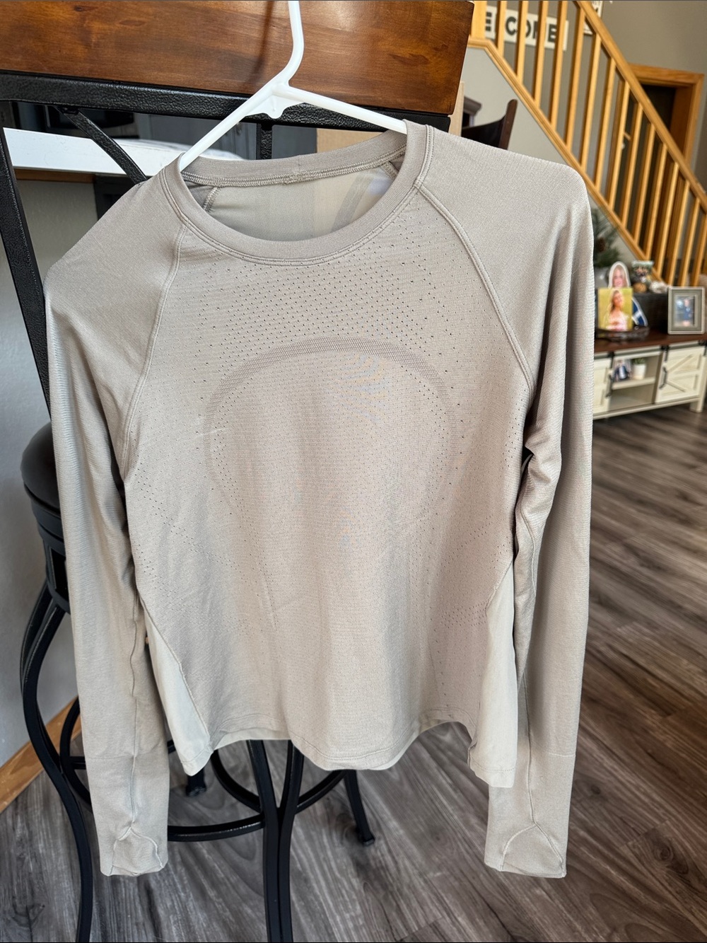 Lululemon Long Sleeve Crew Neck tech vent Women's Top - Beige